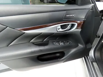 Infiniti Q70 2015, 45673 км, за 5500.56 USD - фото 17