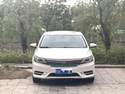 Roewe 荣威i6经典 2018, 110000 км, за 16000 CNY