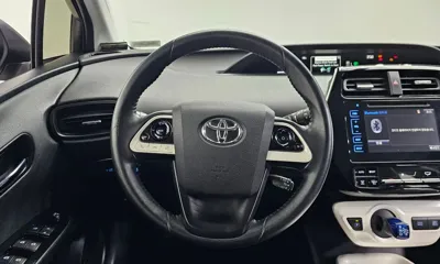 Toyota Prius 2016, 126520 км, за 13000000 KRW - фото 13