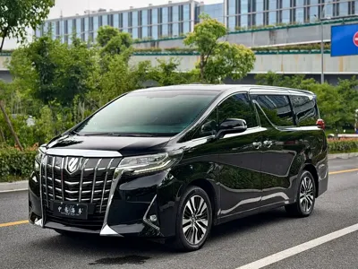 Toyota Alphard · 2018 год