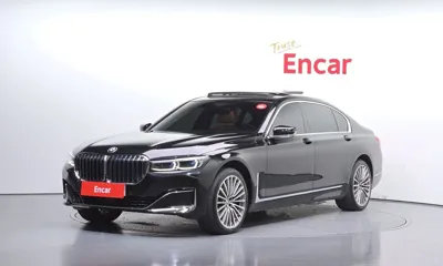BMW 7-Series · 2020 год