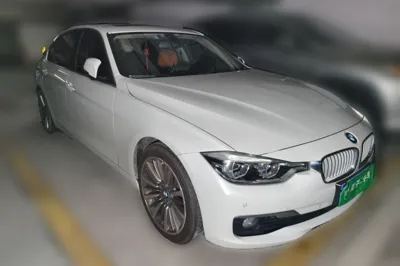 BMW 3 Series 2019, 91400 км, за 87693.8 CNY - фото 3