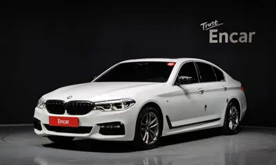 BMW 5-Series · 2018 год