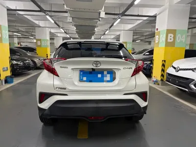 Toyota C-HR 2020, 68000 км, за 61800 CNY