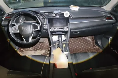 Honda Civic 2019, 93600 км, за 61474.04 CNY - фото 13