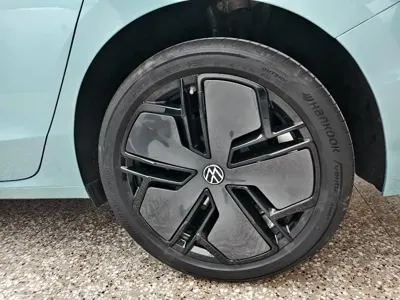 Volkswagen Passat 2024, 4500 км, за 152000 CNY - фото 7