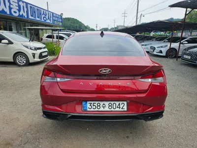 Hyundai Avante 2021, 10123 км, за 17200000 KRW