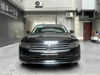 Volkswagen Phideon 2021, 72000 км, за 149800 CNY