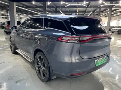 BYD Tang New Energy 2019, 123000 км, за 57800 CNY - фото 17