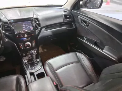 KG_Mobility_Ssangyong TIBOLI 2018, 119581 км, за 5950000 KRW - фото 17