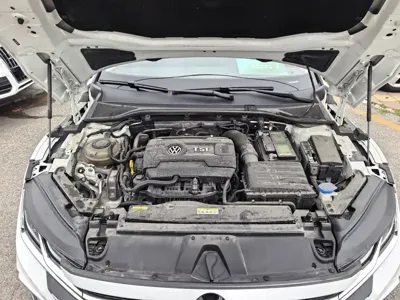 Volkswagen CC 2023, 60000 км, за 147900 CNY - фото 13