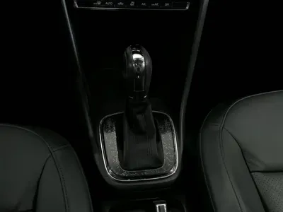 Volkswagen Polo 2018, 22100 км, за 37800 CNY - фото 13