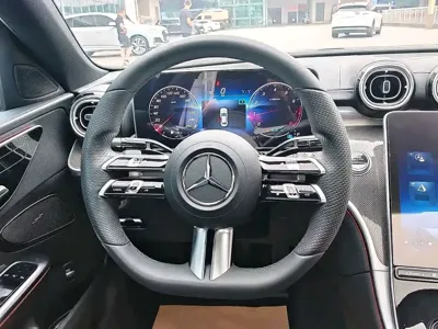 Mercedes-Benz C-Class 2022, 42000 км, за 128000 CNY