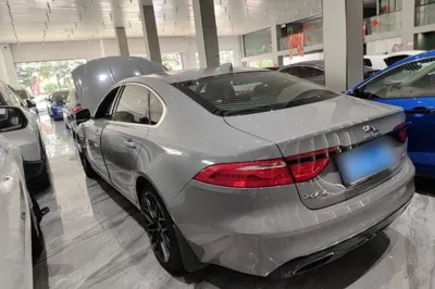 Jaguar XFL 2018, 120100 км, за 92064.13 CNY - фото 4