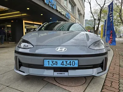 Hyundai Ioniq6 2023, 64700 км, за 35000000 KRW