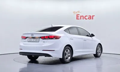 Hyundai Avante 2017, 83595 км, за 10400000 KRW
