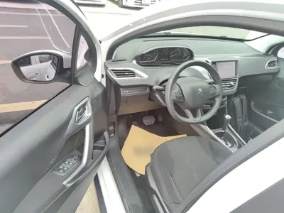 Peugeot 2008 2016, 68400 км, за 22900 CNY - фото 16