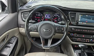 Kia Canival 2018, 145205 км, за 9700000 KRW - фото 13