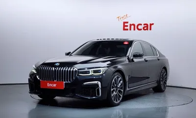 BMW 7-Series · 2020 год