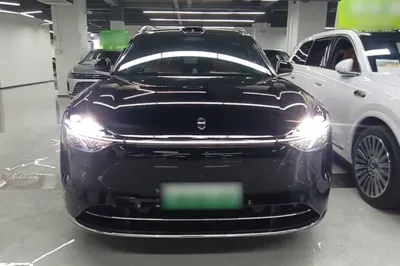 Hima AITO M9 2024, 39600 км, за 330900.42 CNY