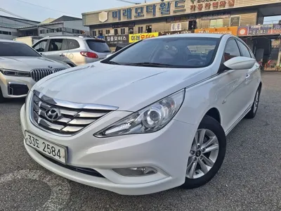 Hyundai Sonata 2010, 166000 км, за 2690000 KRW - фото 1