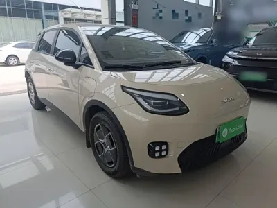 AION AION UT 2025, 7500 км, за 58200 CNY
