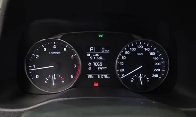 Hyundai Avante 2016, 51078 км, за 9300000 KRW - фото 8