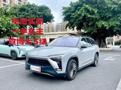 Nio ES8 · 2021 год