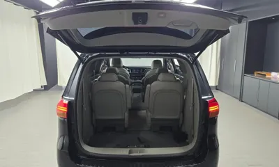 Kia Canival 2017, 153920 км, за 8800000 KRW - фото 20
