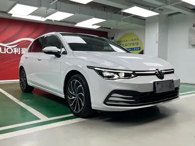 Volkswagen Golf 2022, 63099 км, за 81800 CNY - фото 3