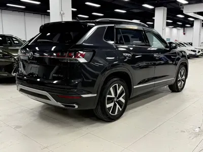 Volkswagen Tayron 2022, 43000 км, за 176800 CNY