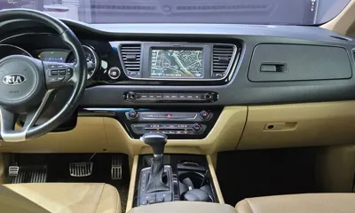 Kia Canival 2017, 164897 км, за 10700000 KRW - фото 19