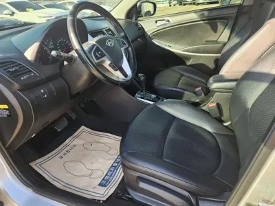 Hyundai Accent 2015, 184399 км, за 3000000 KRW - фото 9