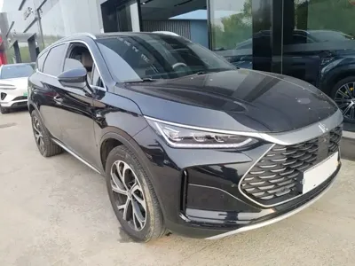 BYD Tang New Energy 2025, 6700 км, за 142000 CNY