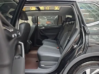 Volkswagen Tiguan L 2025, 7300 км, за 125800 CNY - фото 8