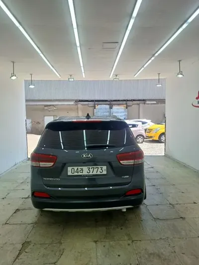 Kia Sorento 2017, 58306 км, за 15900000 KRW