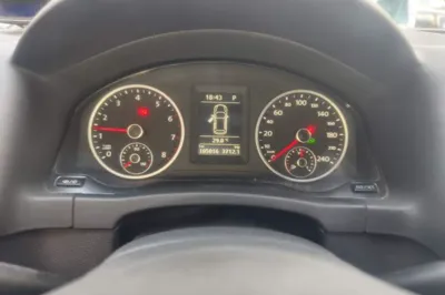 Volkswagen Tiguan 2016, 105000 км, за 50631.28 CNY - фото 8