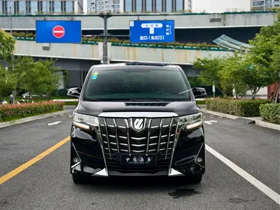 Toyota Alphard 2018, 100000 км, за 468000 CNY