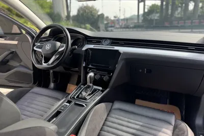 Volkswagen Magotan 2020, 90200 км, за 98842.47 CNY - фото 8