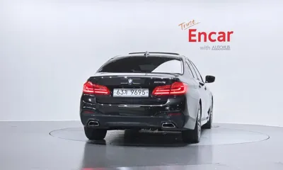 BMW 5-Series 2017, 105165 км, за 24300000 KRW
