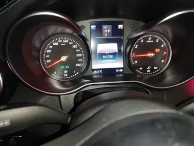 Mercedes-Benz C-Class 2017, 141700 км, за 83259.3 CNY - фото 13