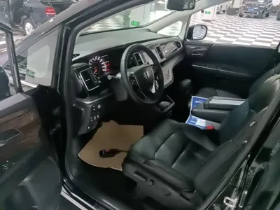 Honda Elysion 2018, 120399 км, за 104300 CNY - фото 15
