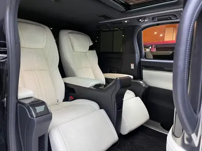 Lexus LM 2020, 157000 км, за 638000 CNY - фото 9