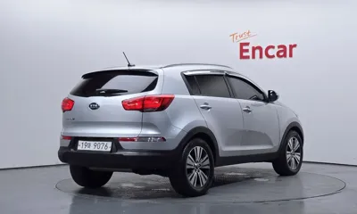 Kia Sportage 2014, 177120 км, за 4870000 KRW