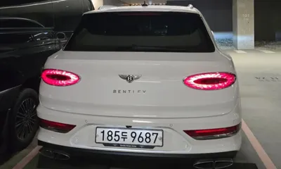 Bentley Bentayga 2024, 2400 км, за 283000000 KRW - фото 7