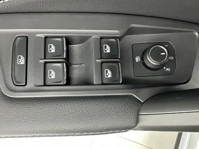 Volkswagen Tiguan L 2023, 30000 км, за 175799 CNY - фото 12