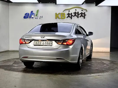 Hyundai Sonata 2014, 244242 км, за 2300000 KRW
