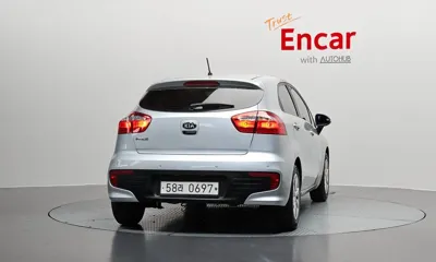 Kia Pride 2016, 72467 км, за 6700000 KRW - фото 4