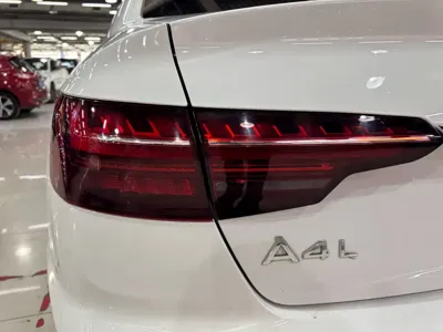 Audi A4L 2021, 101000 км, за 115800 CNY - фото 22