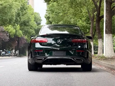 Mercedes-Benz E-Class (Import) 2023, 30000 км, за 338000 CNY